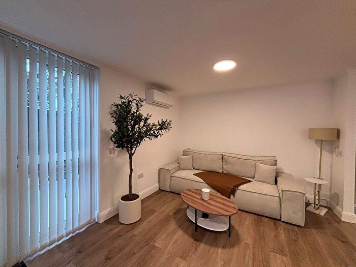 1 Bedroom Flat To Rent In Forge Place, Camden, NW1