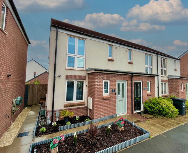 2 Bedroom End Of Terrace House For Sale In Kingfisher Drive, Lydney, GL15