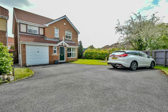 4 Bedroom Detached House To Rent In Llys Gwent, Barry CF63
