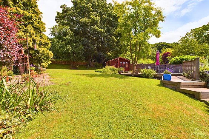 4 Bedroom Detached House For Sale In Main Street, Horkstow, DN18