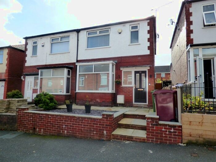 3 Bedroom Semi-Detached House To Rent In Stanley Road, Heaton, Bolton BL1