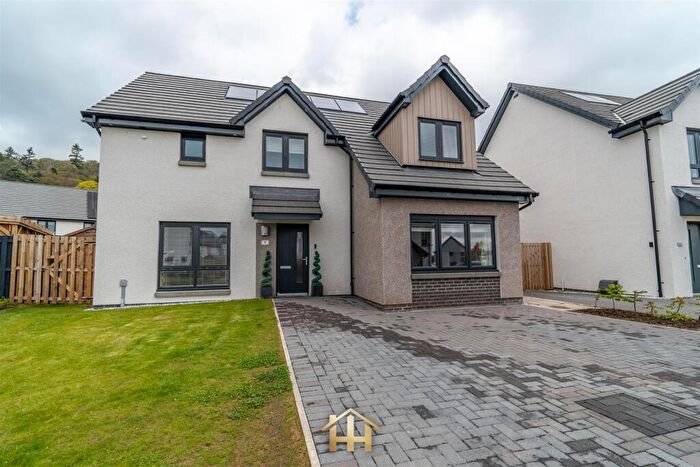 5 Bedroom Detached House For Sale In Belle Stewart Place, Rattray, PH10