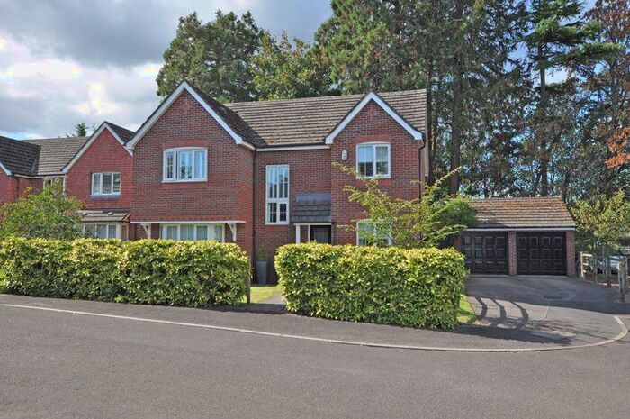 4 Bedroom Detached House For Sale In Executive House, Pencarn Avenue, Coedkernew, NP10