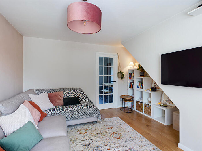 2 Bedroom Semi-Detached House To Rent In Nether Field Way, Leicester, LE3