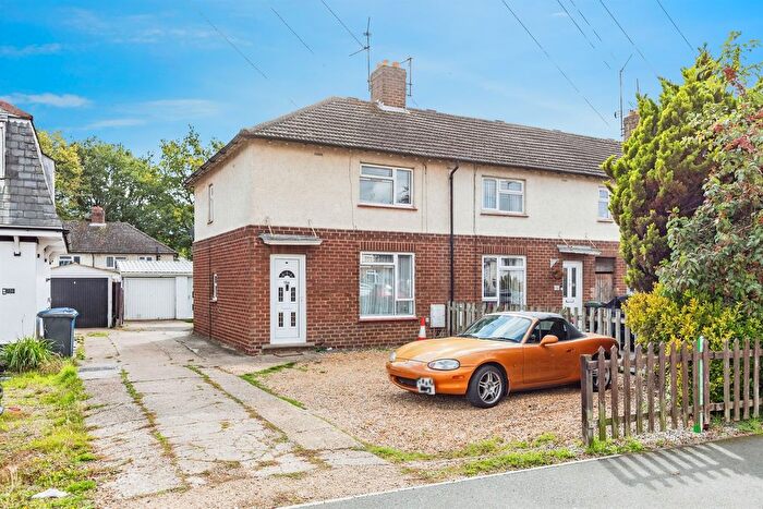 2 Bedroom End Terrace House For Sale In St. Marys Road, Kettering, NN15