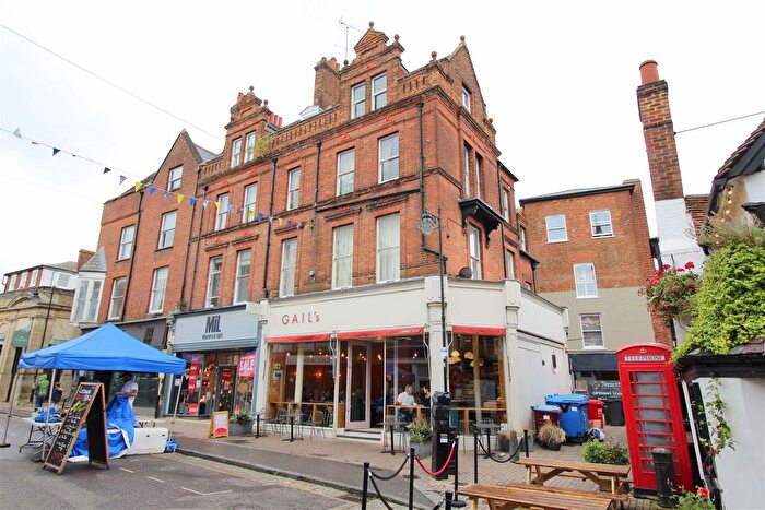 2 Bedroom Flat To Rent In Pudding Lane, St Albans, Hertfordshire, AL3