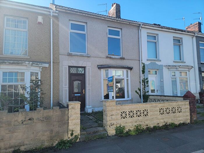 3 Bedroom Terraced House For Sale In Lakefield Road, Llanelli, SA15