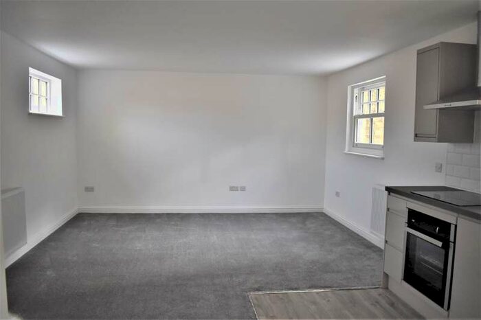 1 Bedroom Flat To Rent In High Street, Broadstairs, CT10