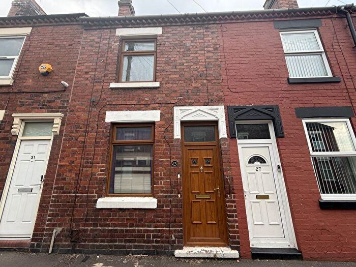 2 Bedroom Terraced House For Sale In Clarence Street, Stoke-On-Trent, ST4