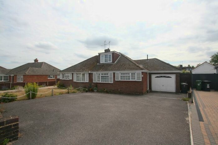 3 Bedroom Bungalow To Rent In Widmore Road, Basingstoke, RG22
