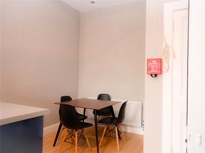 4 Bedroom Flat To Rent In Strathearn Road, Edinburgh, EH9