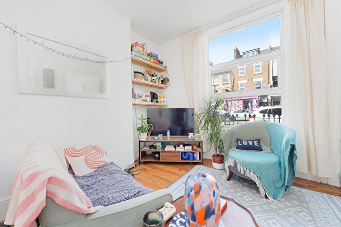 1 Bedroom Flat To Rent In Junction Road, Tufnell Park, N19