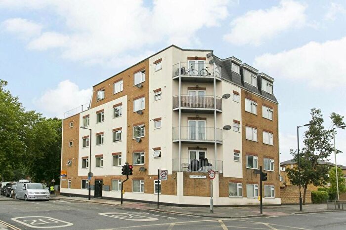 1 Bedroom Flat To Rent In Verney Road, South Bermondsey, London, SE16