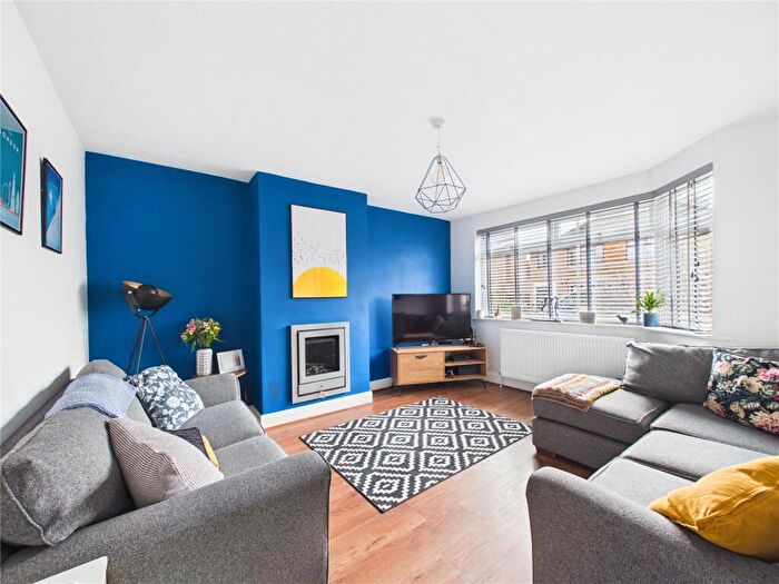 3 Bedroom Semi Detached House For Sale In Larch Road, Kingswood, Bristol, BS15