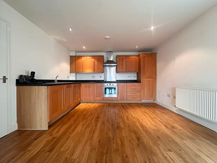 2 Bedroom Flat To Rent In Brunel House, St. James Road, Warley, CM14