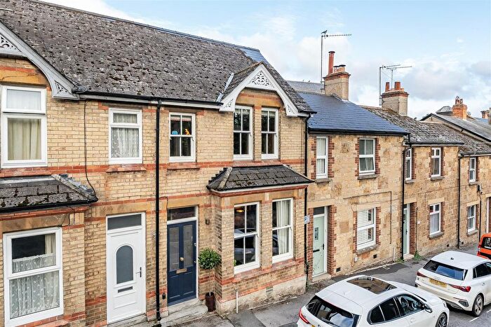 3 Bedroom Terraced House For Sale In North Street, Ilminster, Somerset, TA19