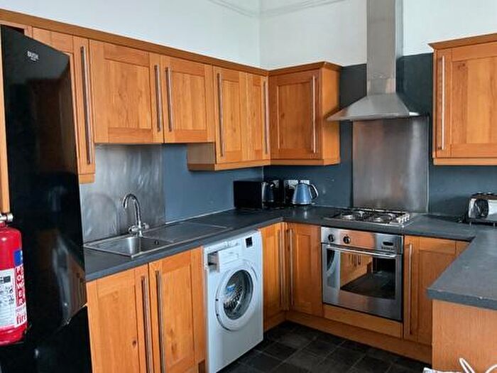 4 Bedroom Flat To Rent In Gilmore Place, Edinburgh, EH3