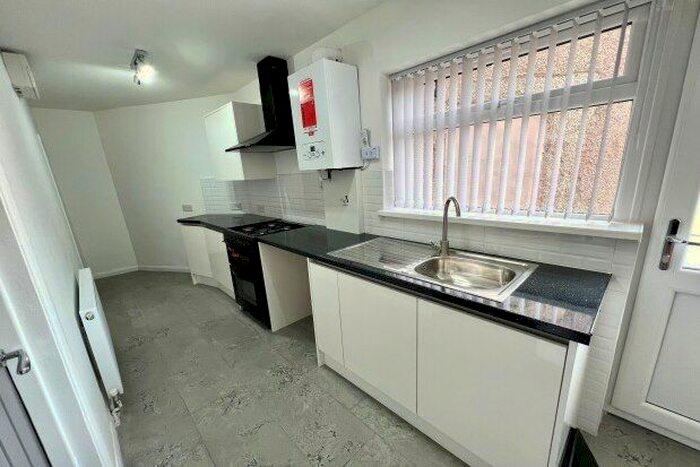 2 Bedroom Flat To Rent In Telfer Road, Coventry, CV6