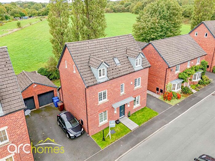 5 Bedroom Detached House For Sale In North Croft, Atherton, Manchester, M46