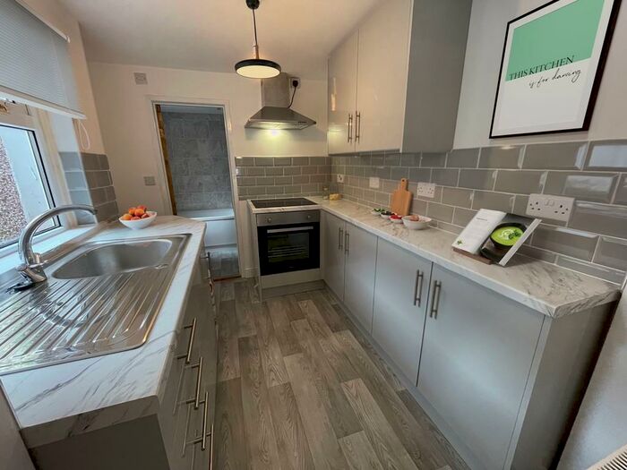 2 Bedroom Terraced House To Rent In Aberbeeg Road, Abertillery, NP13