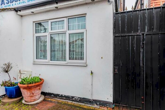 Detached House To Rent In Harrow, Middlesex, HA3