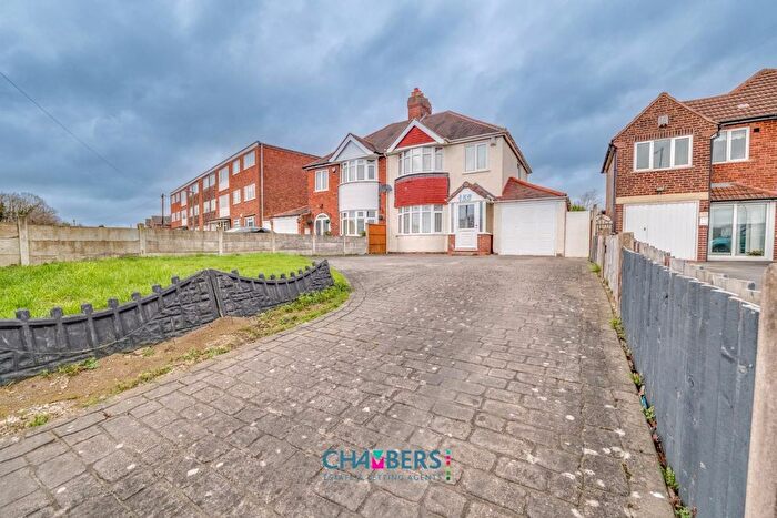 3 Bedroom Semi Detached House For Sale In Chester Road, Castle Bromwich, Birmingham, B36