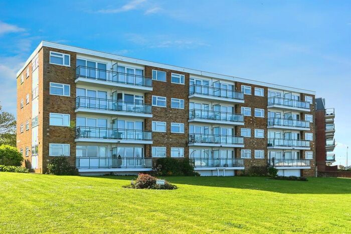 2 Bedroom Flat For Sale In Clarence Court, Hunstanton, PE36