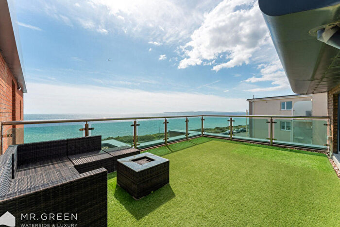 3 Bedroom Apartment For Sale In St Catherine's Road, Dorset, BH6