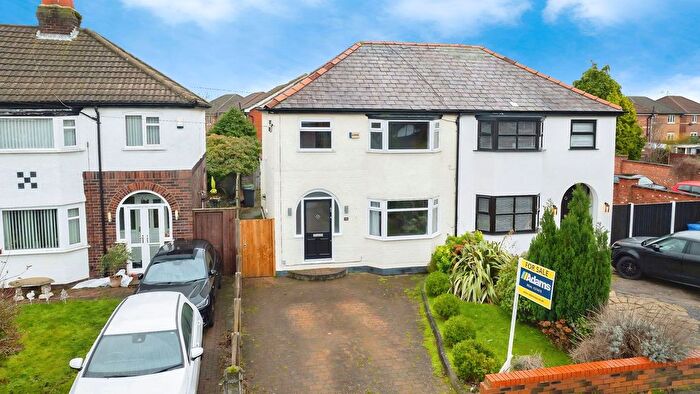 3 Bedroom Semi Detached House For Sale In Norlands Lane, Widnes, WA8