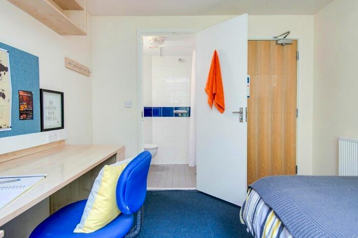 1 Bedroom Flat To Rent In Hamill Terrace, Parham Road, Canterbury, CT1