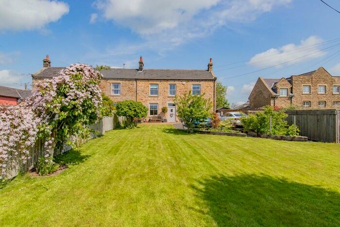 4 Bedroom Semi-Detached House For Sale In East Wallhouses, NE18