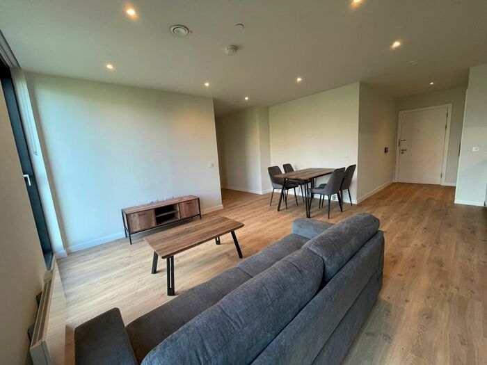 1 Bedroom Flat To Rent In Aspin Lane, Manchester, M4