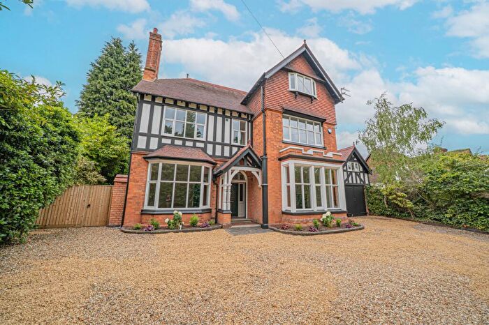 6 Bedroom Detached House For Sale In Widney Manor Road, Solihull, B91