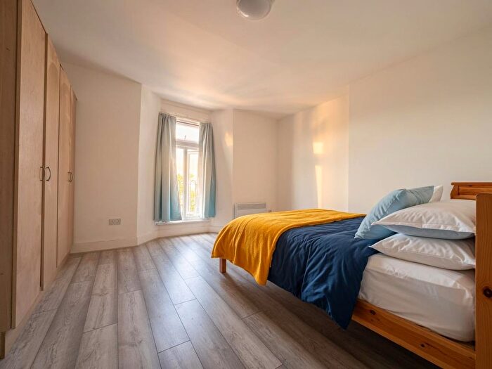 1 Bedroom Flat To Rent In Dean Road, London, NW2