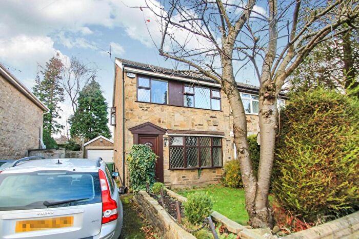 3 Bedroom House To Rent In Sycamore Walk, Farsley, Pudsey, West Yorkshire, LS28