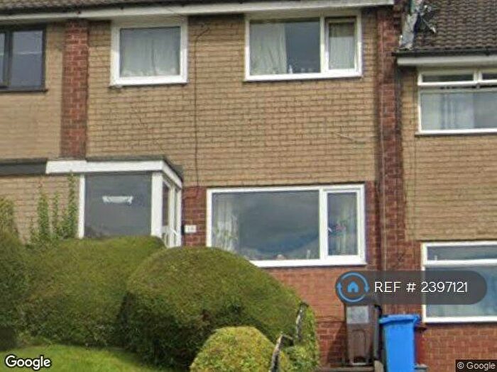 3 Bedroom Terraced House To Rent In Sunbury Drive, Manchester, M40