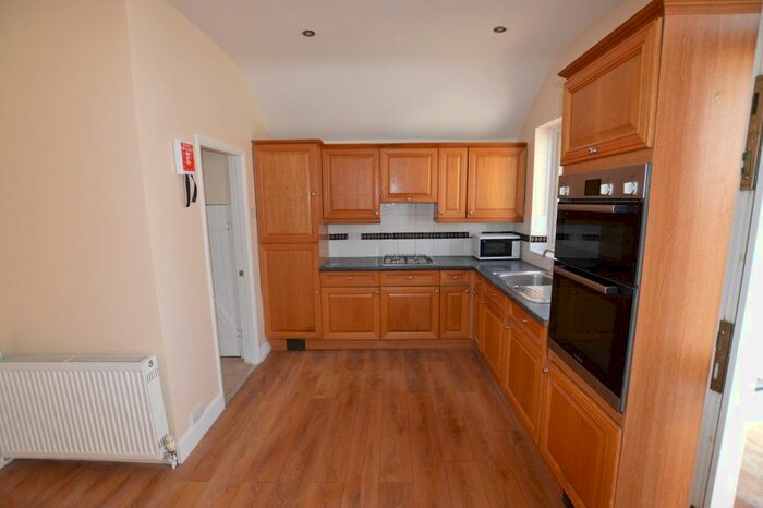 3 Bedroom Terraced House To Rent In Jewel Road, London, E17