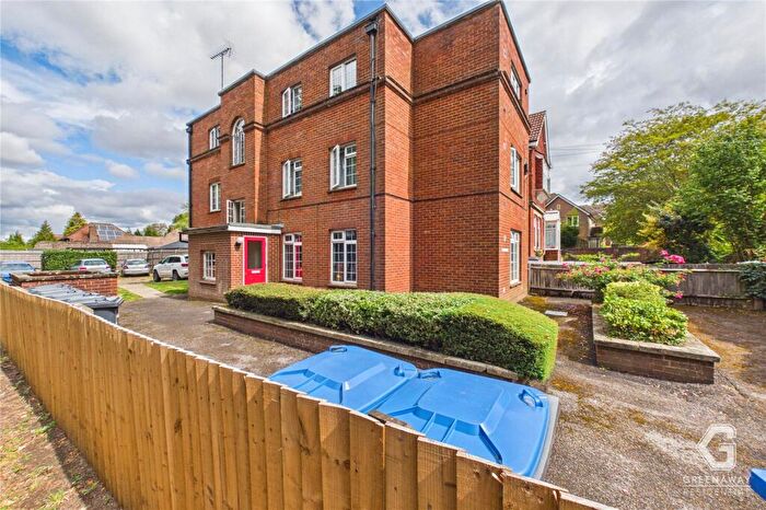 Apartment To Rent In Highfield Road, East Grinstead, West Sussex, RH19