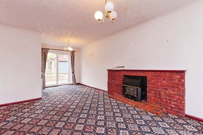 2 Bedroom Bungalow For Sale In St. Martins, Oswestry, Shropshire, SY11