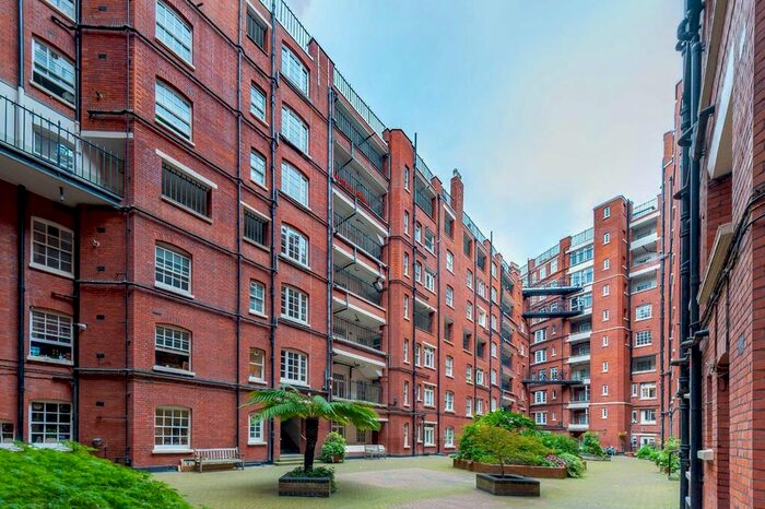 2 Bedroom Flat To Rent In Bidborough Street, London, WC1H