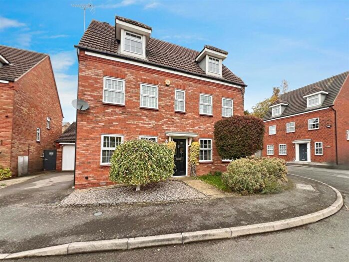 5 Bedroom Detached House For Sale In Navigation Drive, Glen Parva, Leicester, LE2