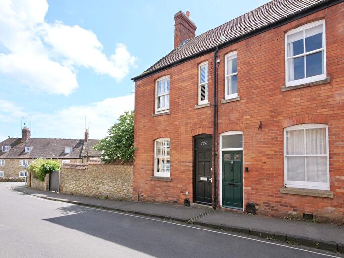 2 Bedroom End Of Terrace House For Sale In Newland, Sherborne, DT9