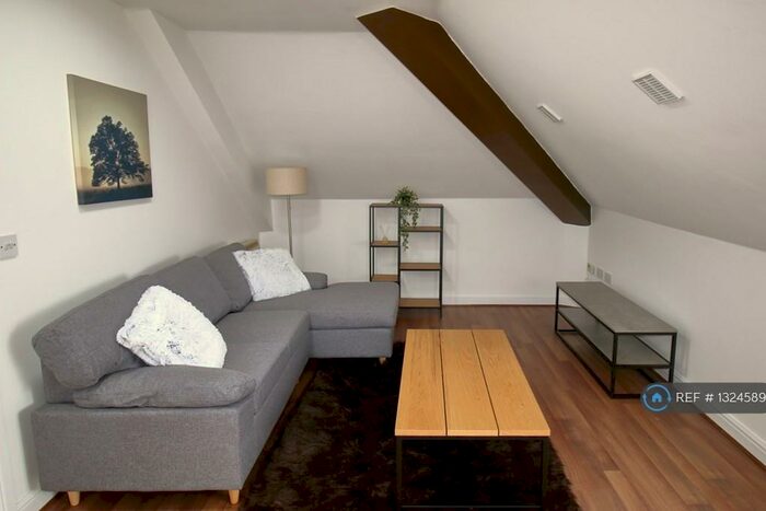 2 Bedroom Flat To Rent In Prescott Court, Manchester., Little Hulton, M28