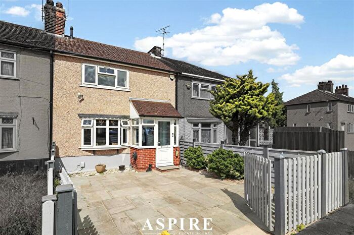 2 Bedroom Terraced House For Sale In Scott Road, Grays, RM16