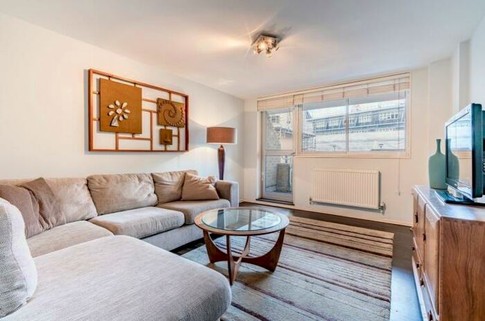 2 Bedroom Apartment To Rent In Hatton Garden London, EC1N