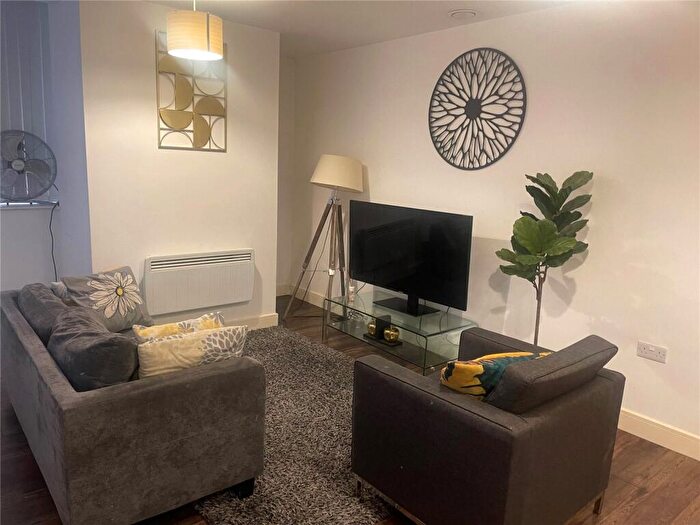 2 Bedroom Apartment To Rent In Broadway Residences, Broad Street, Birmingham, West Midlands, B15