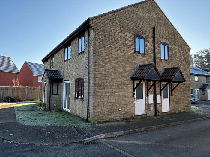 1 Bedroom Apartment To Rent In Meadowcroft, New Road, Gillingham, SP8