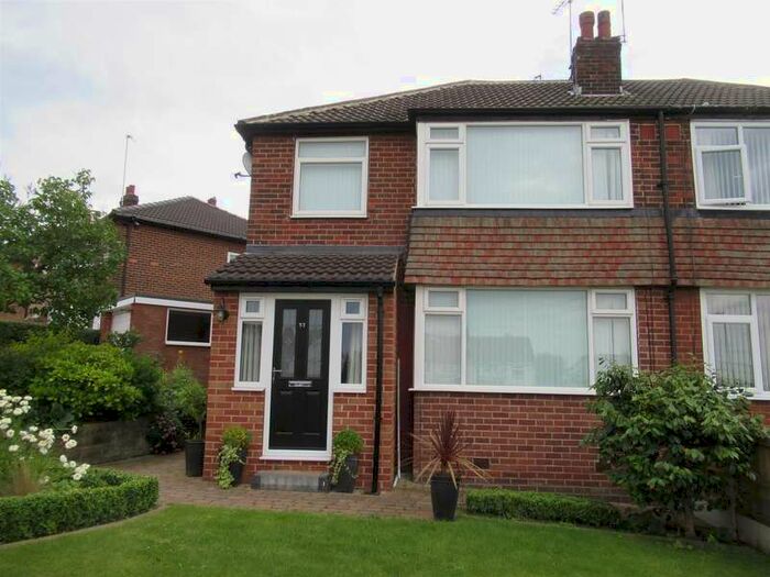 3 Bedroom Semi-Detached House To Rent In Knightsway, Leeds, LS15