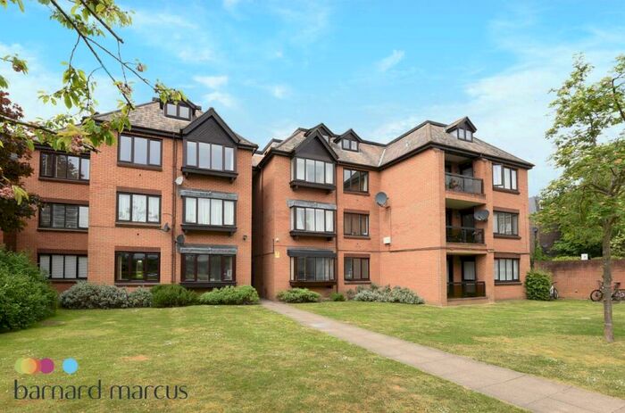3 Bedroom Apartment To Rent In Coombe Lane West, Kingston Upon Thames, KT2