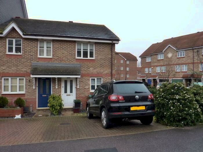 2 Bedroom End Of Terrace House To Rent In St Georges Close, North Thamesmead, London, SE28
